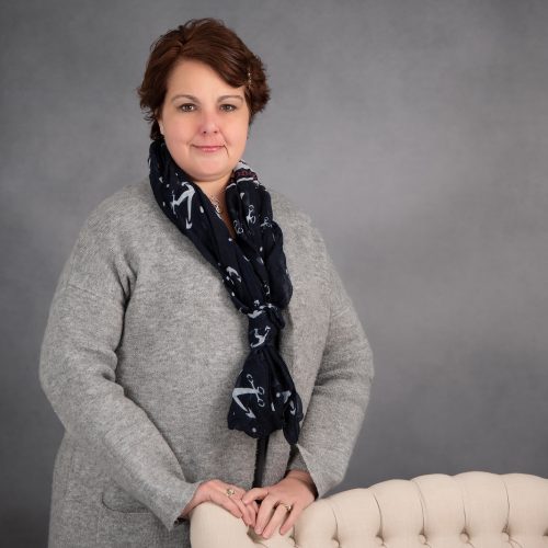 Mary-Ihnenfeld-therapist-naperville-grow-wellness-group